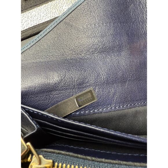 Chloe Long Wallet Lambskin Leather Navy/Light Blue*VERY SOFT - Picture 11 of 14